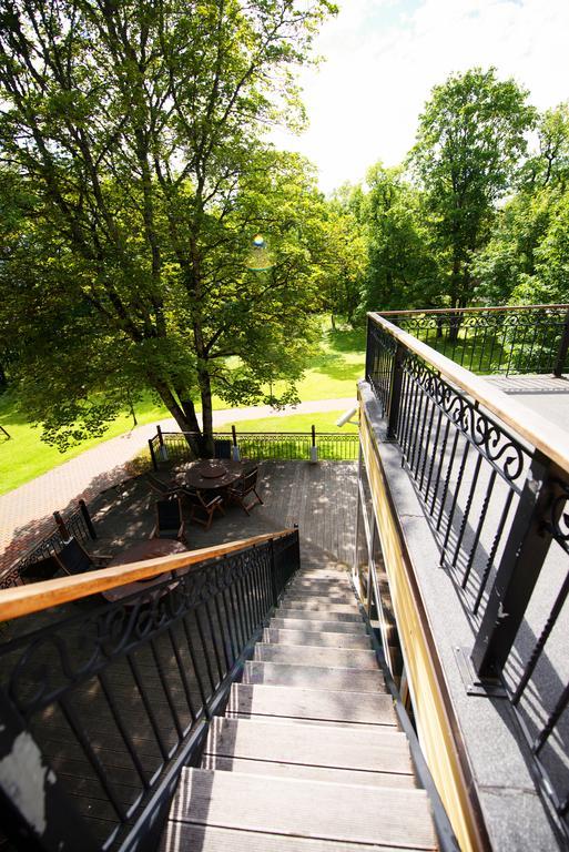 Villa Hotel Theresa Rakvere Exterior photo